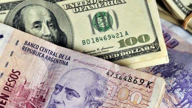 Dato preocupante: en Uruguay ya piden unos $275 argentinos por cada dólar