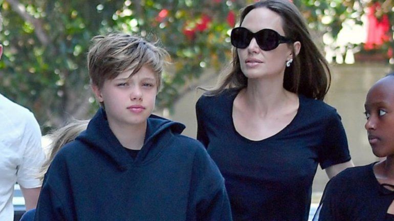Shiloh, el hijo trans de Angelina Jolie y Brad Pitt, habría comenzado un  tratamiento hormonal - LA NACION