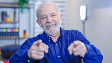 Lula da Silva confirmó su candidatura a presidente de Brasil
