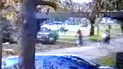video: motochorros le robaron la bicicleta y el celular a una mujer en el barrio jardin de peralta ramos