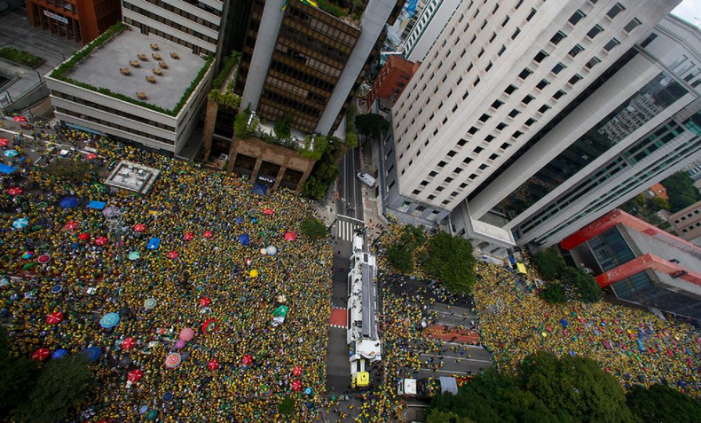 Multitudinaria marcha en Brasil en apoyo a Jair Bolsonaro