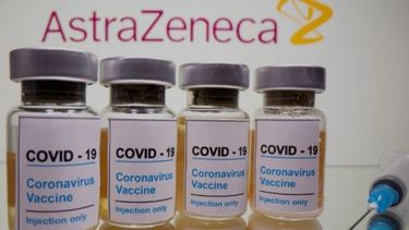 La vacuna de AstraZeneca contra el COVID se deja de comercializar en Europa