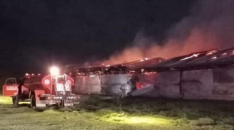 El incendio se produjo en Ejido Segundo Cuartel de Rosario del Tala.
